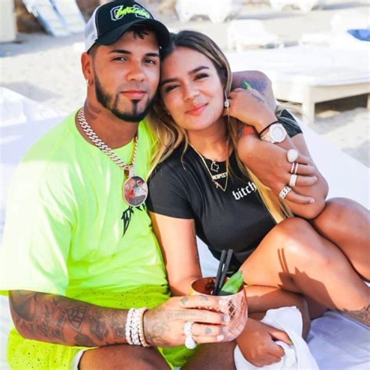 Anuel AA & Karol G — PICS
