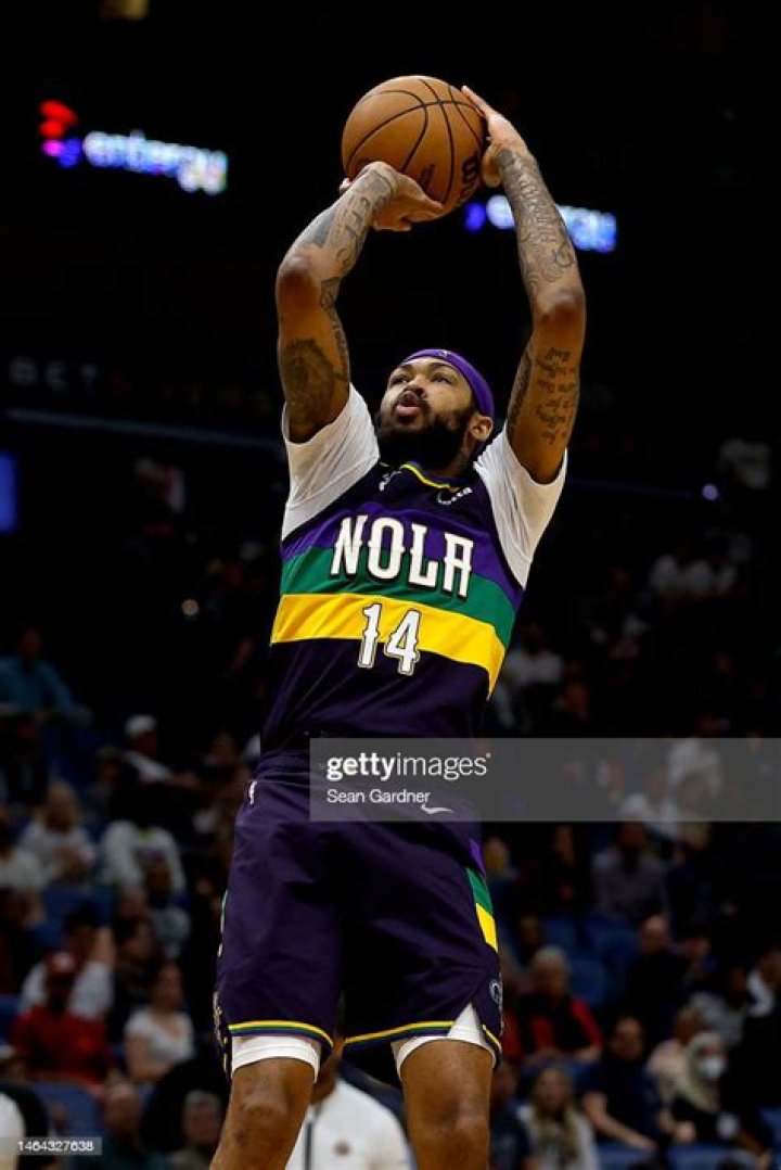 Brandon Ingram Takes Shot At NCAA Basketball Game