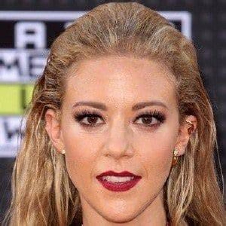 Fernanda Castillo 33 years