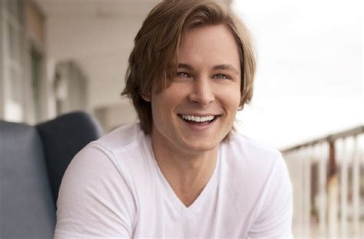 Frankie-Ballard-2