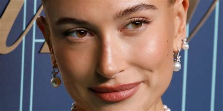 hailey bieber sofia richie
