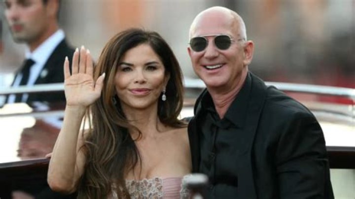 Jeff Bezos & Lauren Sanchez
