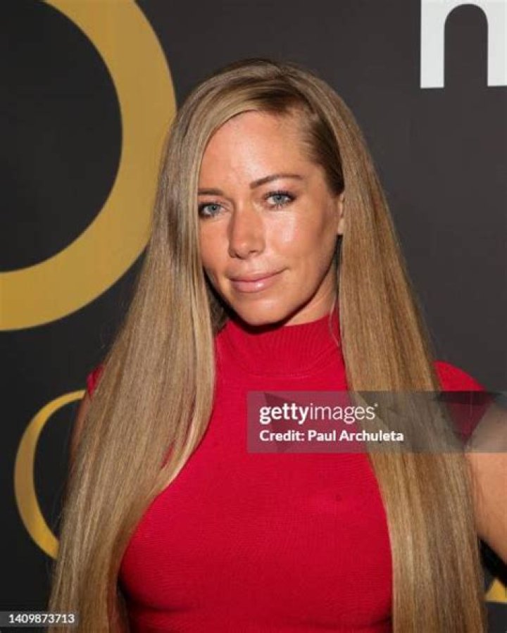 Kendra Wilkinson attends the LA Premiere of "Hotel Transylvania 3: Summer Vacation" at the Regency Village Theatre, in Los Angeles LA Premiere of "Hotel Transylvania 3: Summer Vacation", Los Angeles, USA - 30 Jun 2018