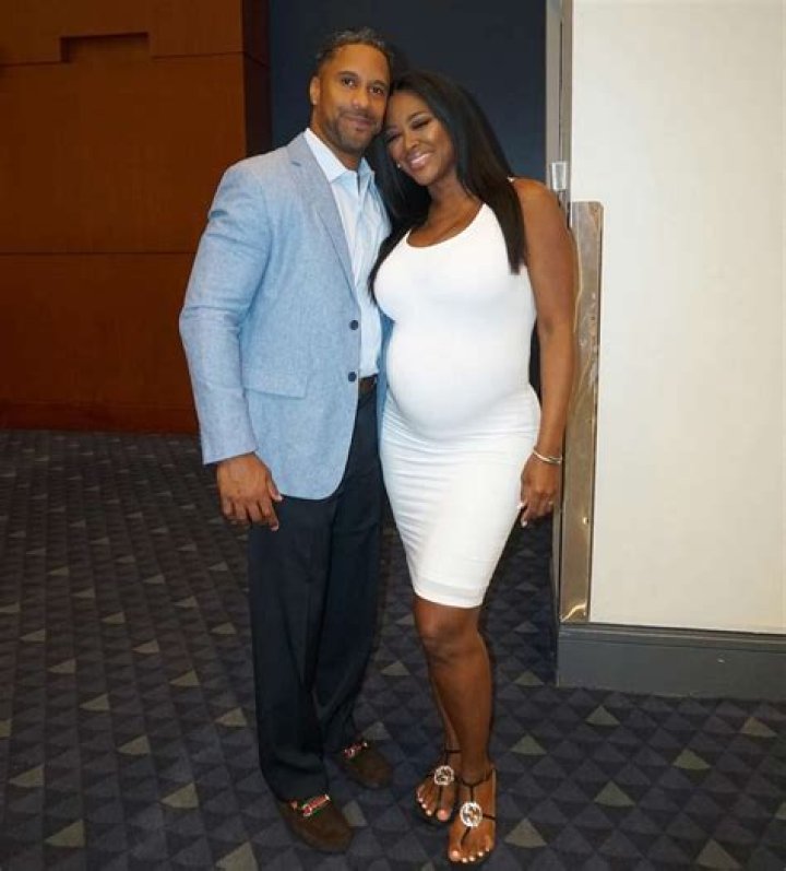 Kenya Moore Before/After Pregnancy