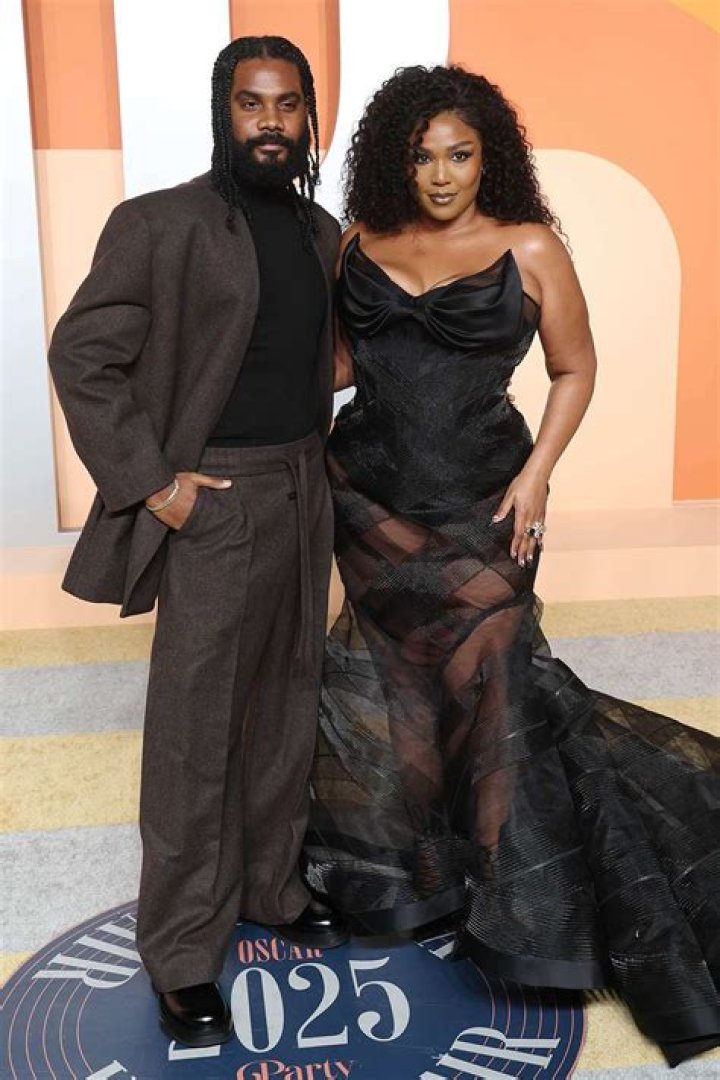 Lizzo, Myke Wright