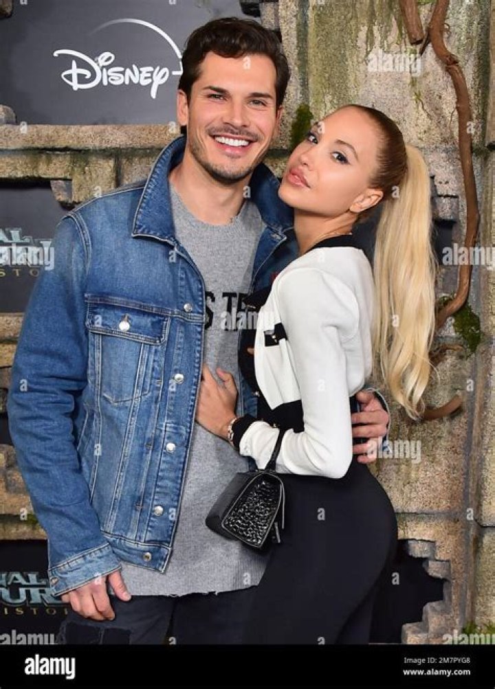 (L-R) Gleb Savchenko and Elena Samodanova at the 8th Annual World Choreography Awards held at The Saban Theatre in Beverly Hills, CA on Tuesday, ​October 23, 2018. (Photo By Sthanlee B. Mirador/Sipa USA)(Sipa via AP Images)