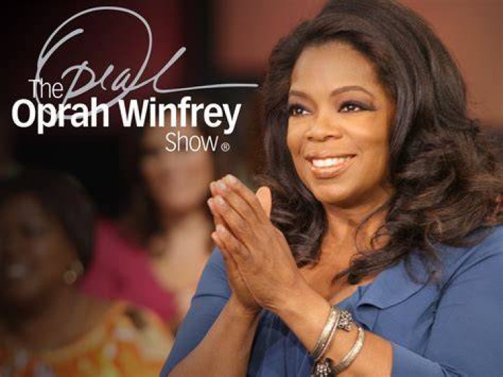 Oprah Winfrey poses at the photocall for Louis Vuitton Cruise Collection 2024 presentation held at Palazzo Borromeo in Isola Bella, Italy on May 24, 2023. Louis Vuitton Cruise Photocall - Isola Bella, Italy - 25 May 2023