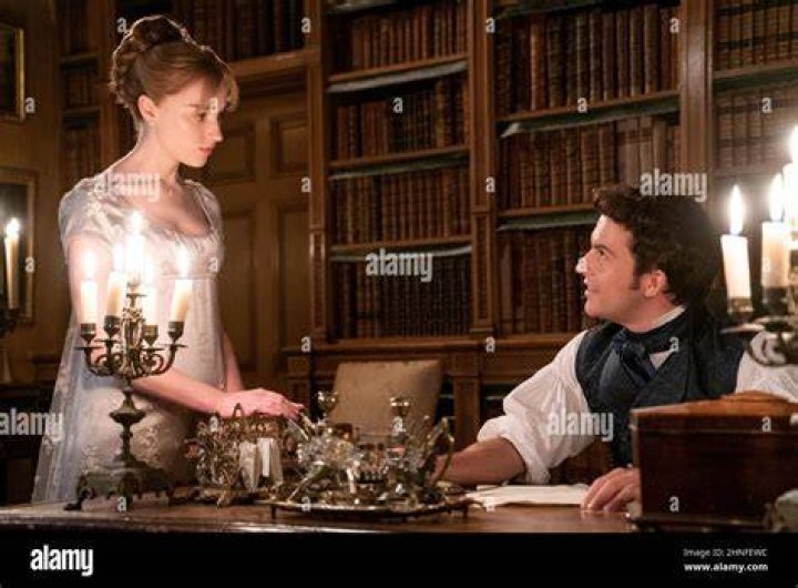 Phoebe Dyvenor & Jonathan Bailey