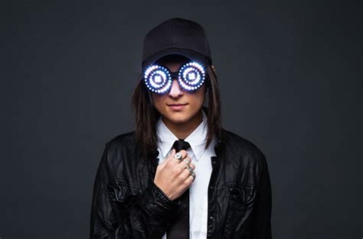 REZZ REZZ