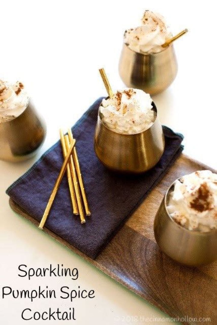 Sparkling Pumpkin Spice Cocktail