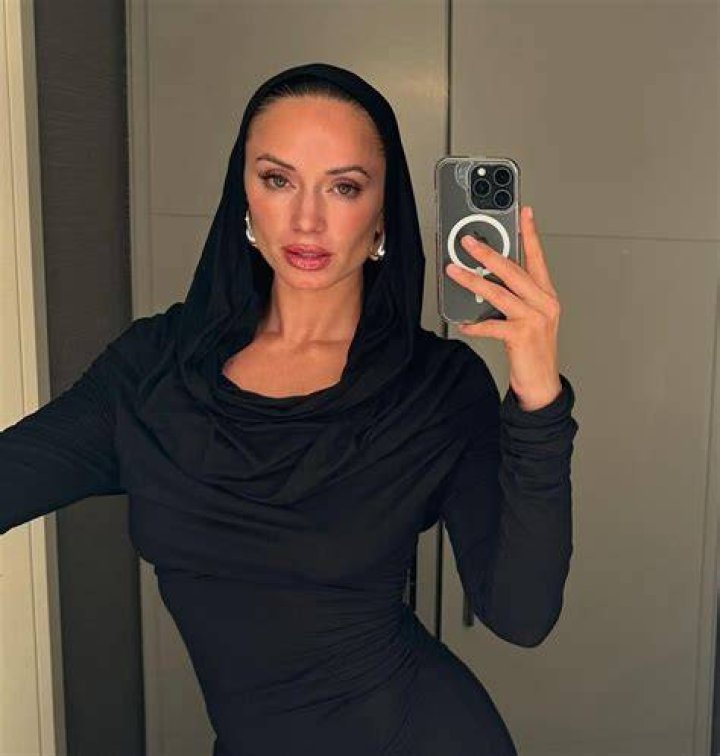 YesJulz — PICS